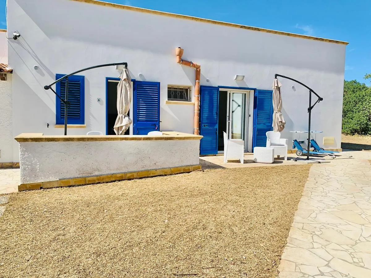 Canova Luxury Rooms A Pochi Passi Dal Centro Favignana