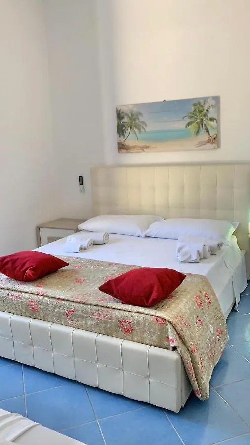Canova Luxury Rooms A Pochi Passi Dal Centro Favignana