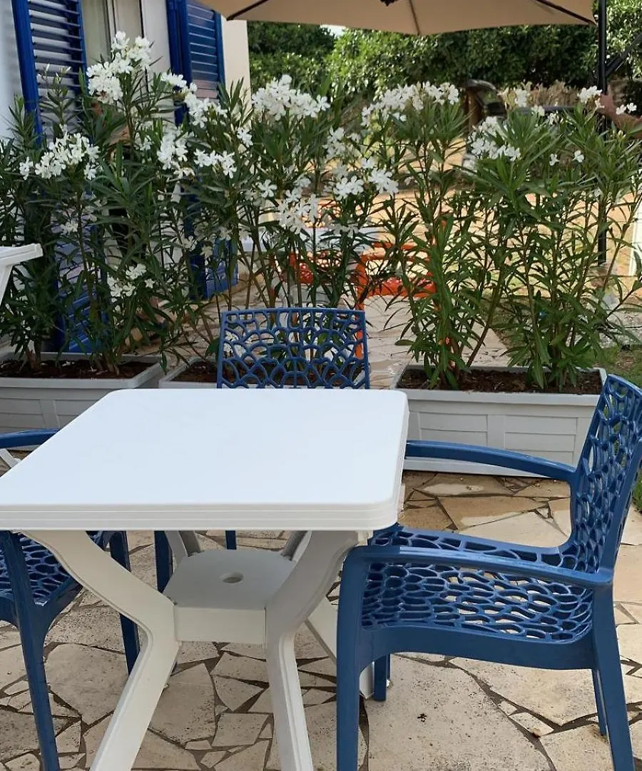 Canova Luxury Rooms A Pochi Passi Dal Centro Favignana