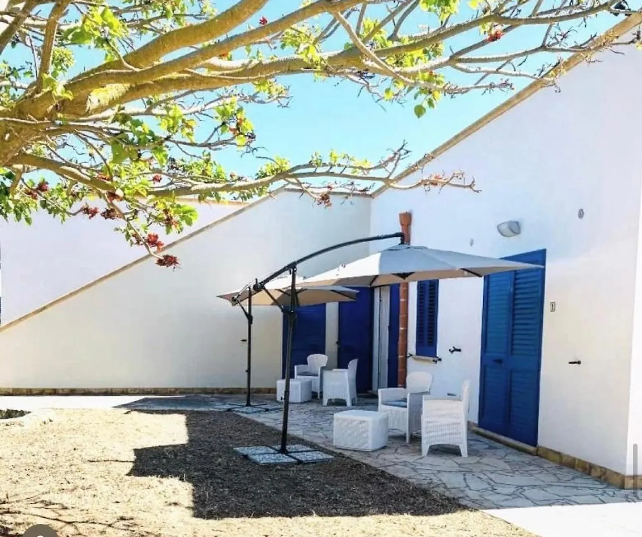 Canova Luxury Rooms A Pochi Passi Dal Centro Favignana Italy