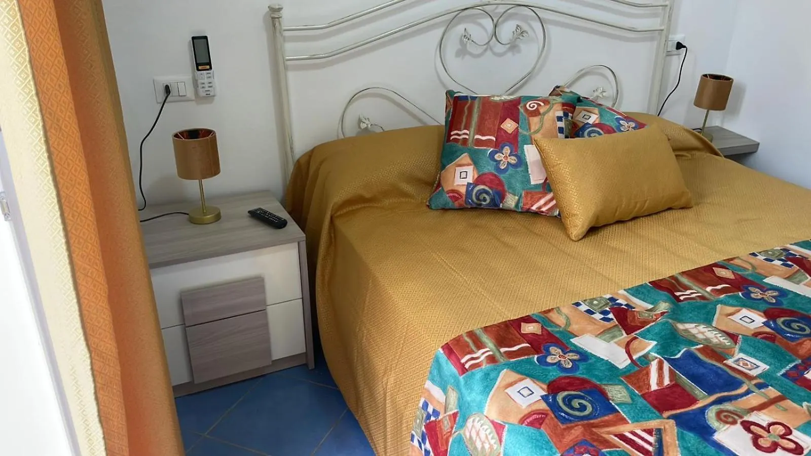 Canova Luxury Rooms A Pochi Passi Dal Centro Favignana Guest house