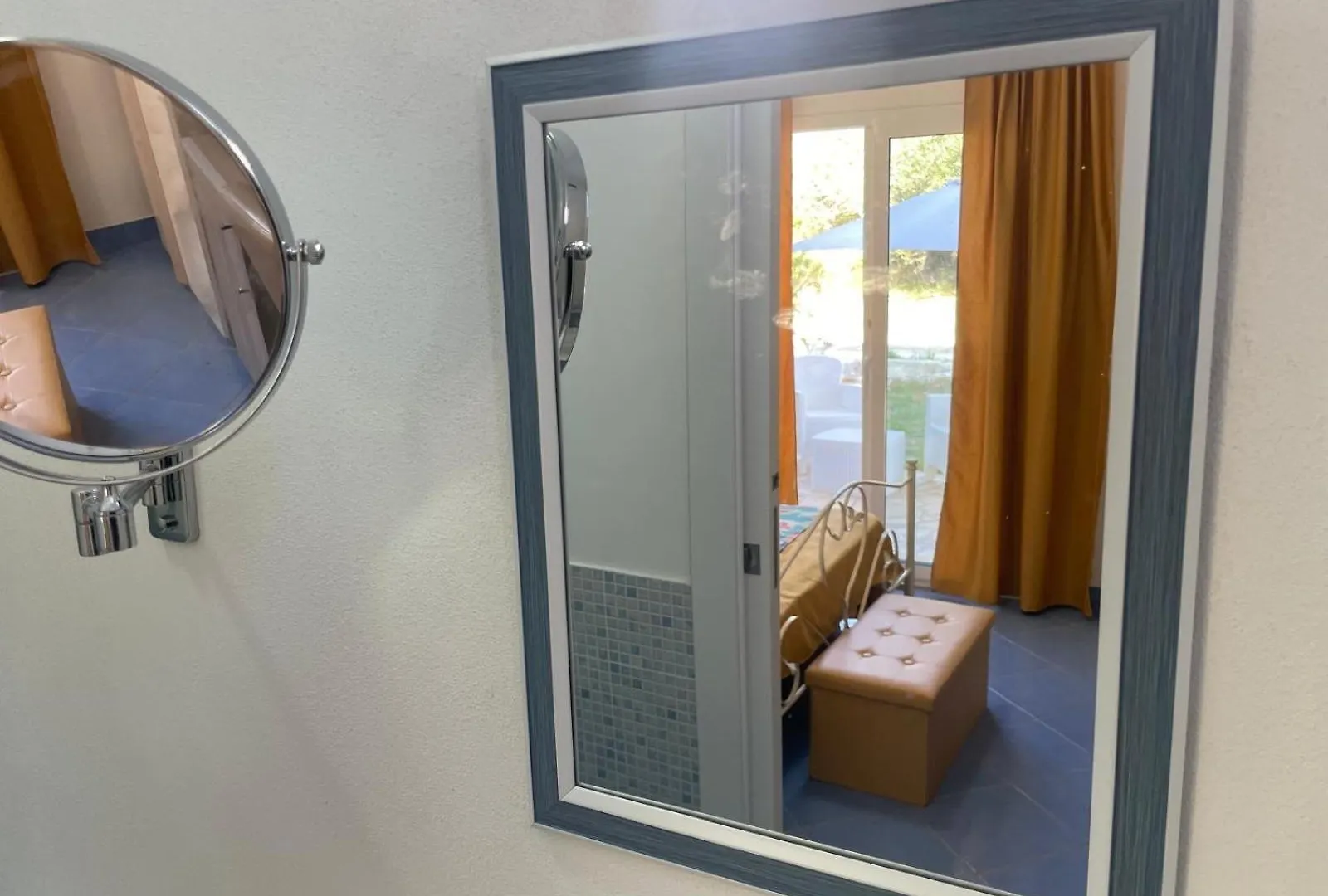 Canova Luxury Rooms A Pochi Passi Dal Centro Favignana 0*,  Italy
