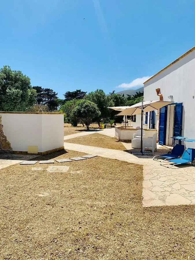 Canova Luxury Rooms A Pochi Passi Dal Centro Favignana