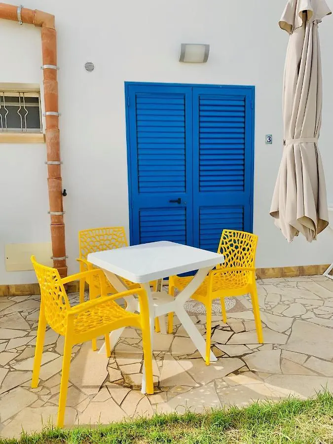 Canova Luxury Rooms A Pochi Passi Dal Centro Favignana Guest house