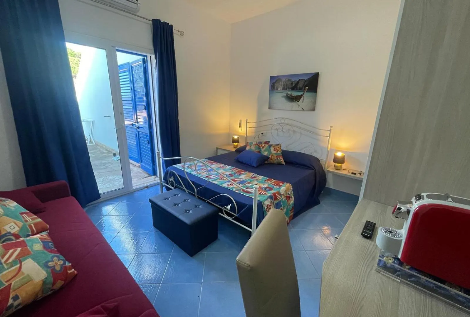 Canova Luxury Rooms A Pochi Passi Dal Centro Favignana Guest house